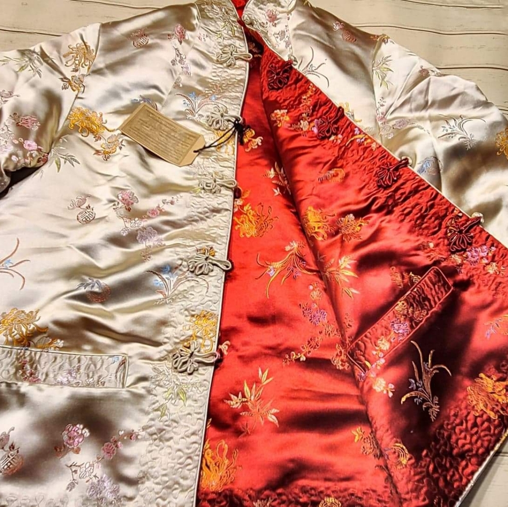 New with tags reversable silk jacket